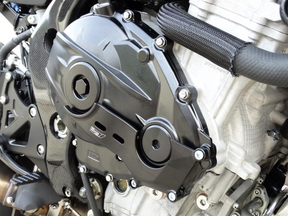 Team_Mayer_Parts_Motorschutzdeckel_Alu_schwarz__rechts_Suzuki_GSXR_1000_2017_ Racing Factory CNC Motordeckelschutz Set schwarz Suzuki GSX-R 1000 /R 2017-