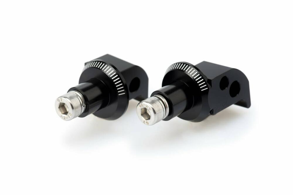 PUIG FUSSRASTEN MITFAHRER ADAPTER SET FZ8 13'-15'(P38) - 8183N