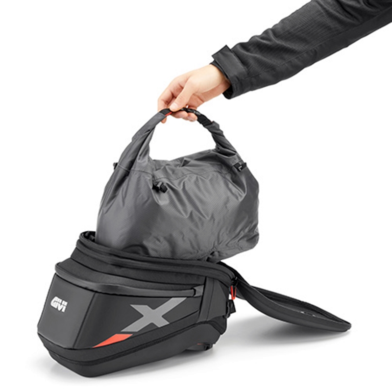 Givi X-Line XL05 Tanklock Tankrucksack / Tanktasche - 15-18 Liter - Honda / Kawasaki / Triumph