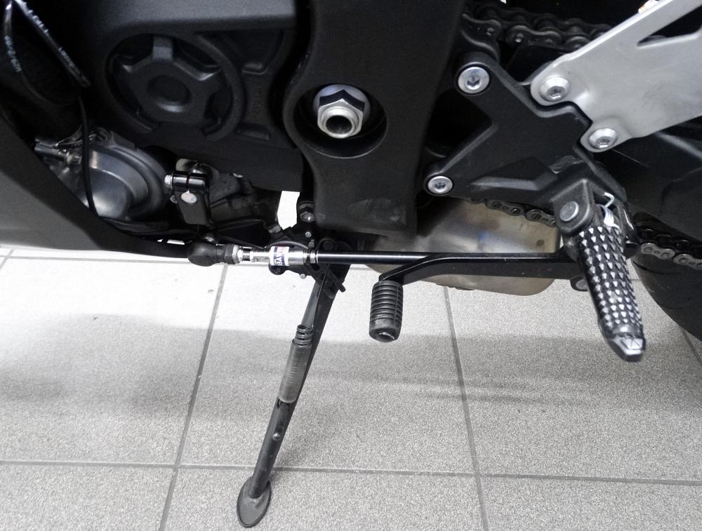 Schaltautomat_Kawasaki_ZX10R_am_Fahrzeug