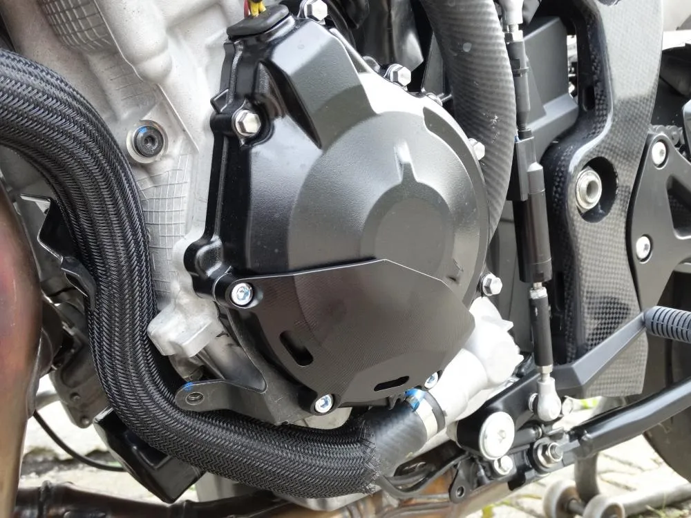 Team_Mayer_Parts_Motorschutzdeckel_Alu_schwarz_links_Suzuki_GSXR_1000_2017_ Racing Factory CNC Motordeckelschutz Set schwarz Suzuki GSX-R 1000 /R 2017-