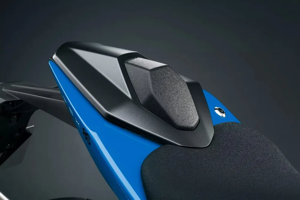 Suzuki Original Sitzbankabdeckung schwarzmatt - GSX-8S / GSX-8R - 45500-25800