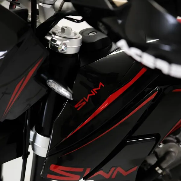 SWM SM 125 R Motard rot-schwarz 2025